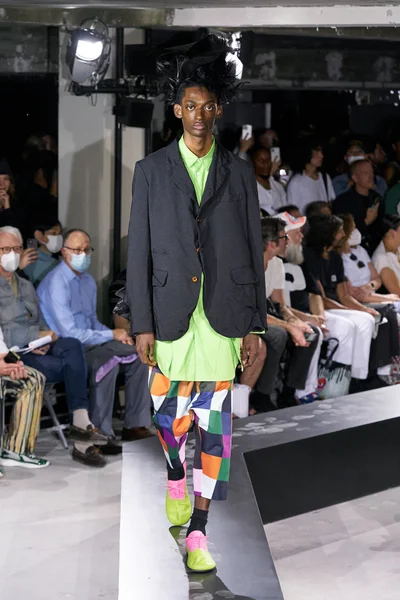 Look 7